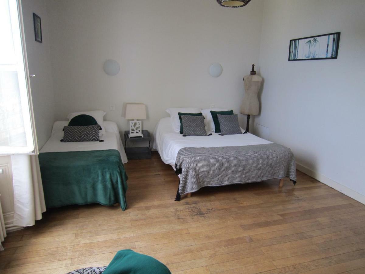 Le Camelia Hotel Ruille-Froid-Fonds Bagian luar foto
